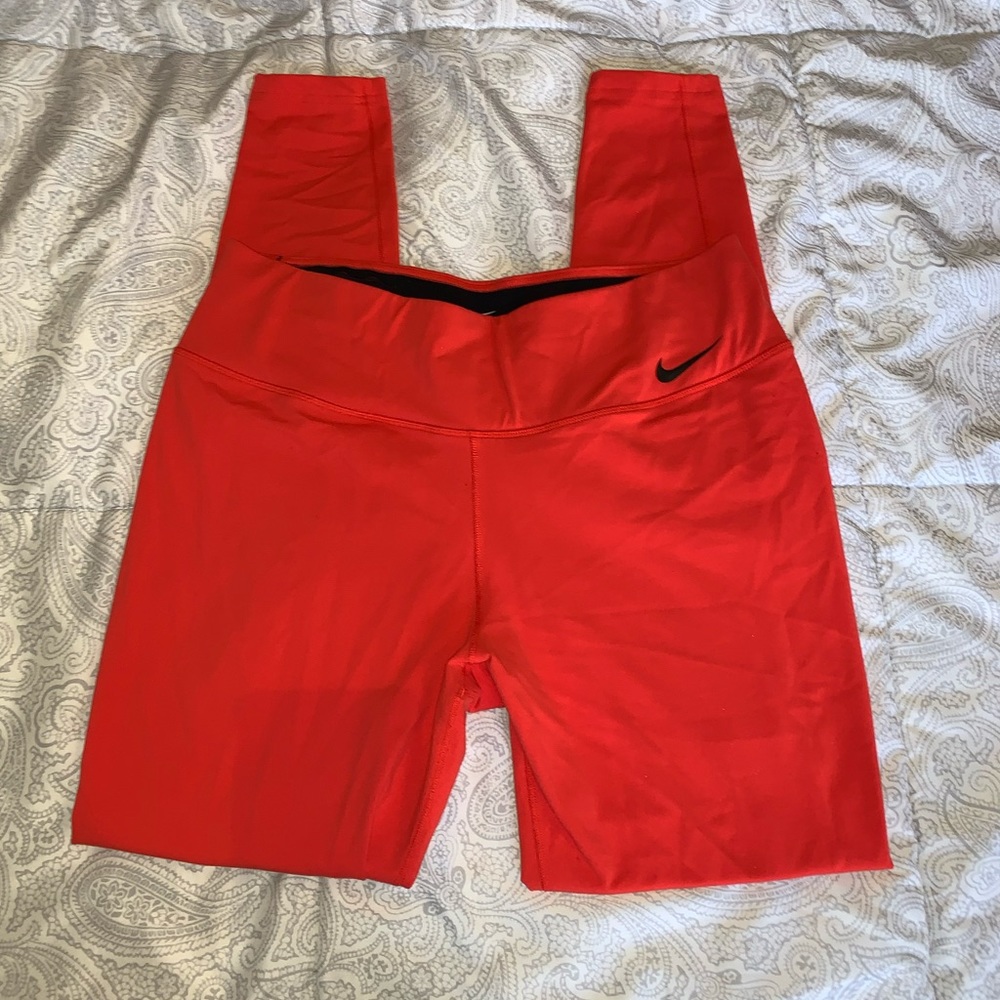High waist Nike Luxe leggings